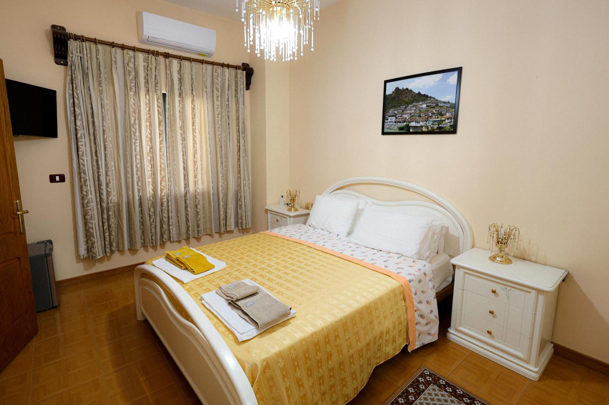 Bed and Breakfast Casa La Pieve Berat Exterior foto