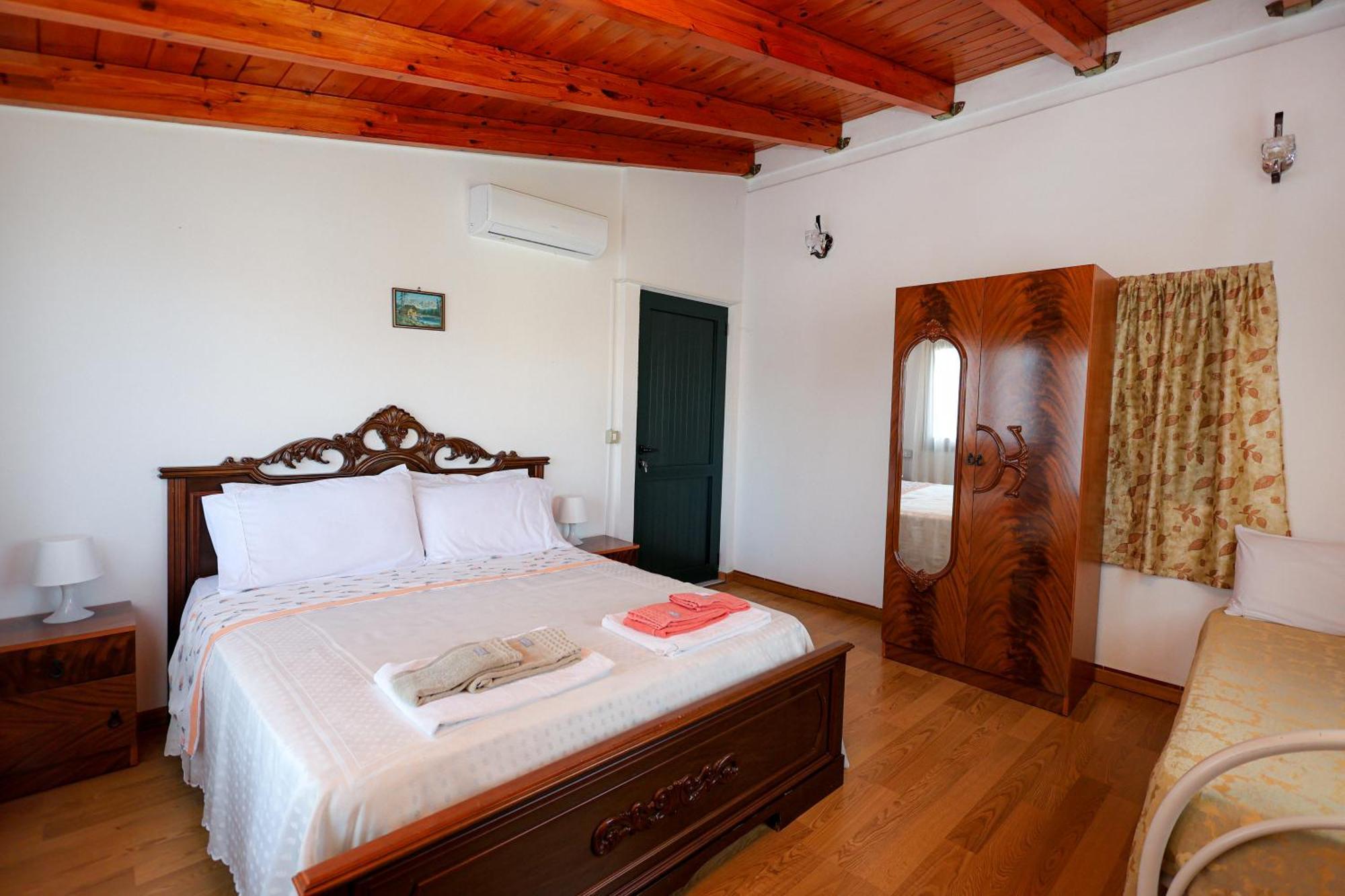 Bed and Breakfast Casa La Pieve Berat Exterior foto