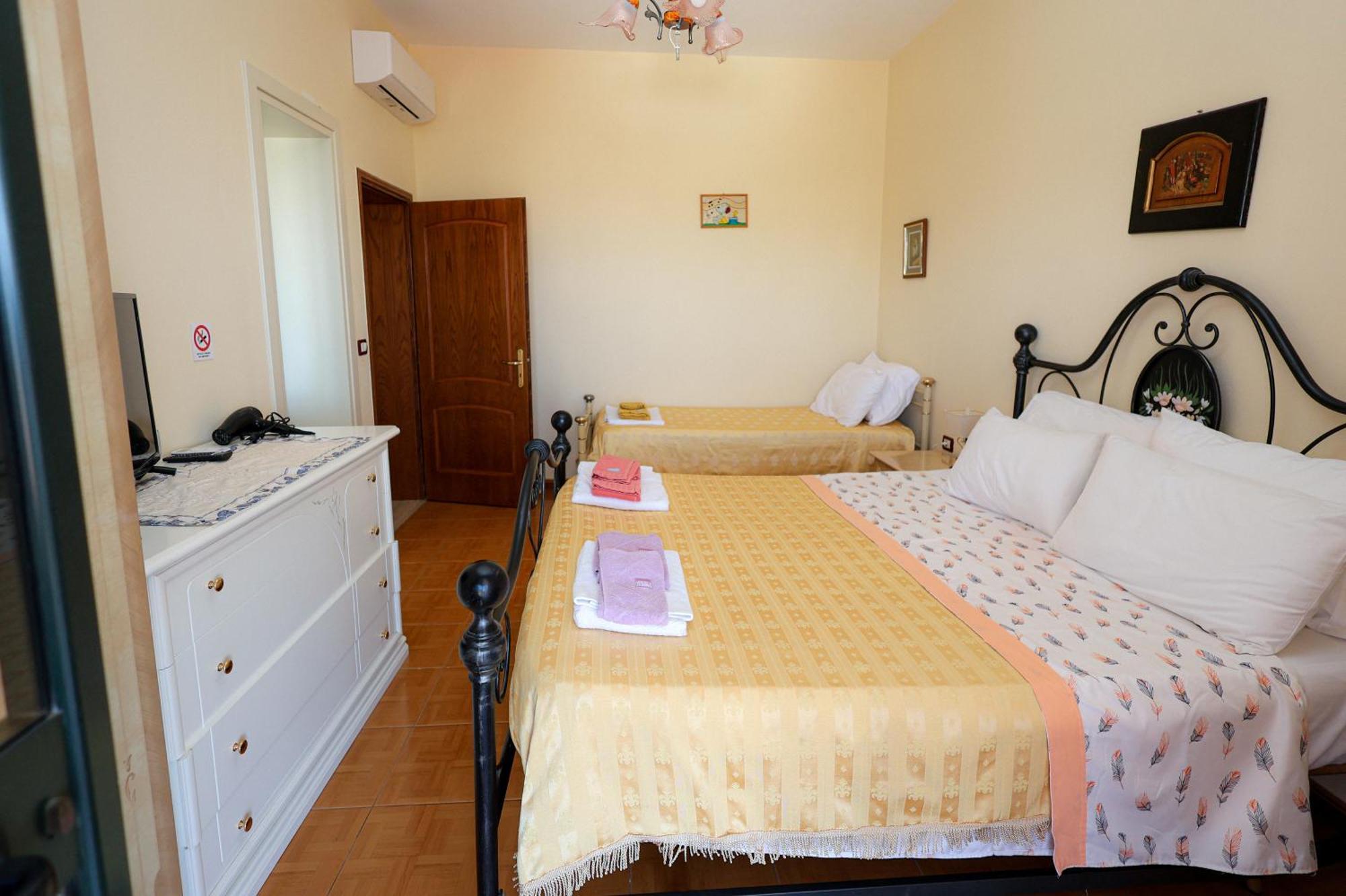 Bed and Breakfast Casa La Pieve Berat Exterior foto